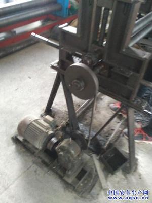 機(jī)器轉(zhuǎn)動(dòng)部位安全防護(hù)設(shè)備的重要性與管理建議